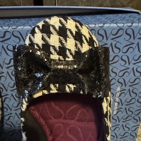 Simply Vera Vera Wang Black & White Houndstooth Ballet Flats with Bow - Picture 3 of 7